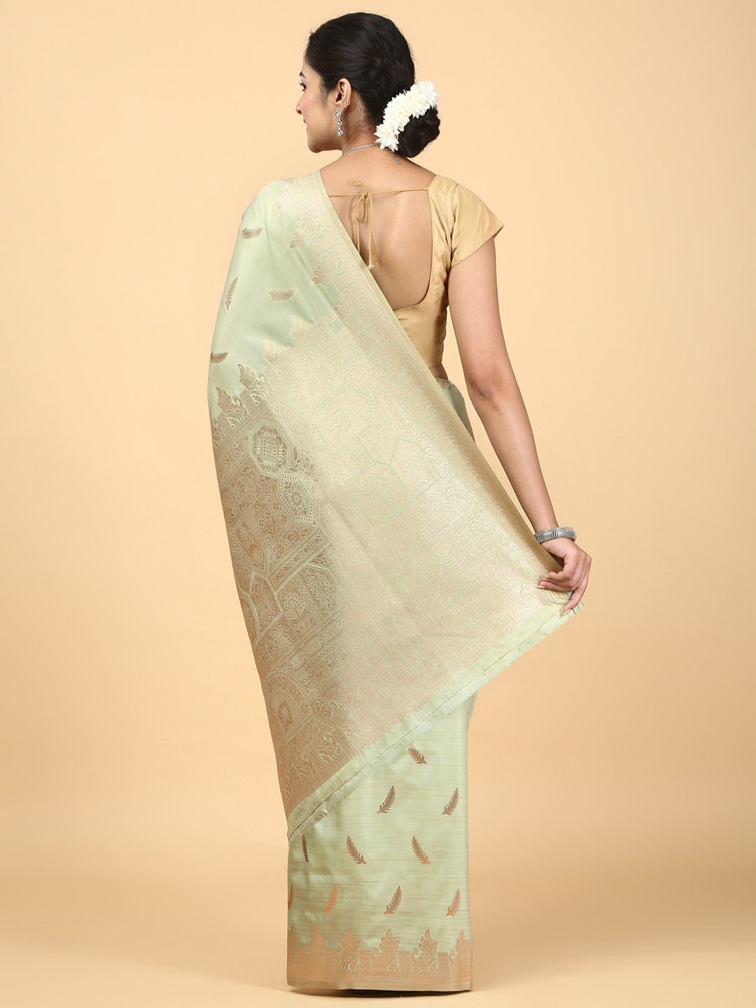 3_bfce12cd-748a-48ca-b55f-4880e6d9e70d 3_bfce12cd-748a-48ca-b55f-4880e6d9e70d